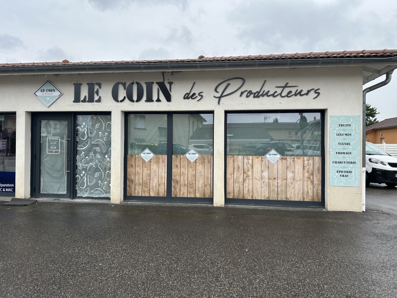 Une devanture locale et percutante pour 