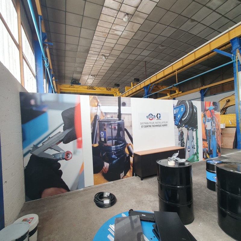 Fabrication et pose d’enseigne publicitaire en dibond pour Chrono Flex à Saint-Herblain