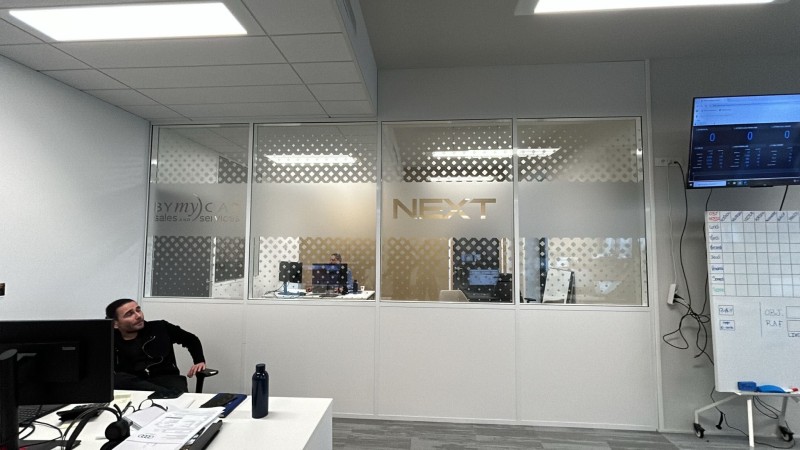 Signalétique intérieure sur mesure pour BY MY CAR à Lyon