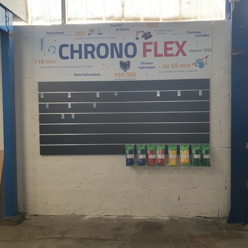 Fabrication et pose d’enseigne publicitaire en dibond pour Chrono Flex à Saint-Herblain