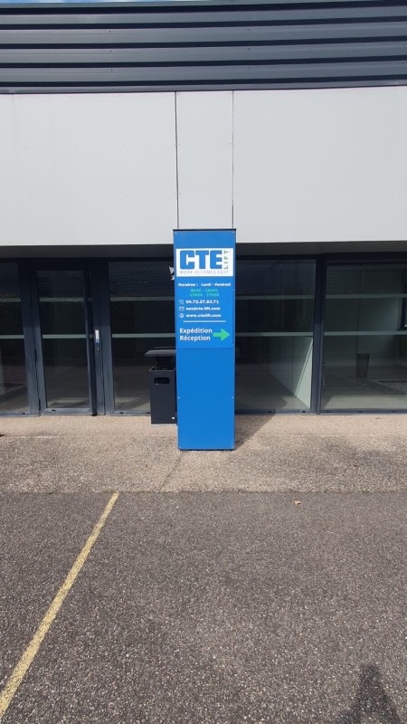 Signalisation à Meyzieu près de Lyon pour entreprise