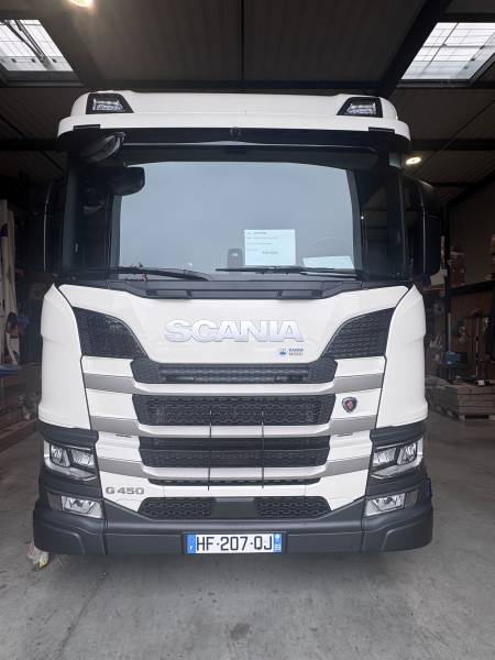 avant total covering côtière près de Lyon