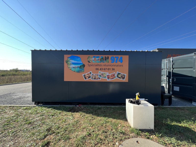 Pose enseigne sur dibond avec impression sur Meyzieu près de Lyon