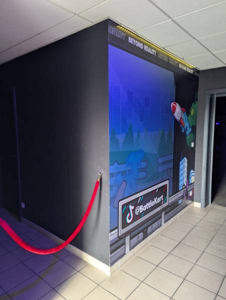 Réalisation d’un pan de mur pour BATTLE KART à Mornant