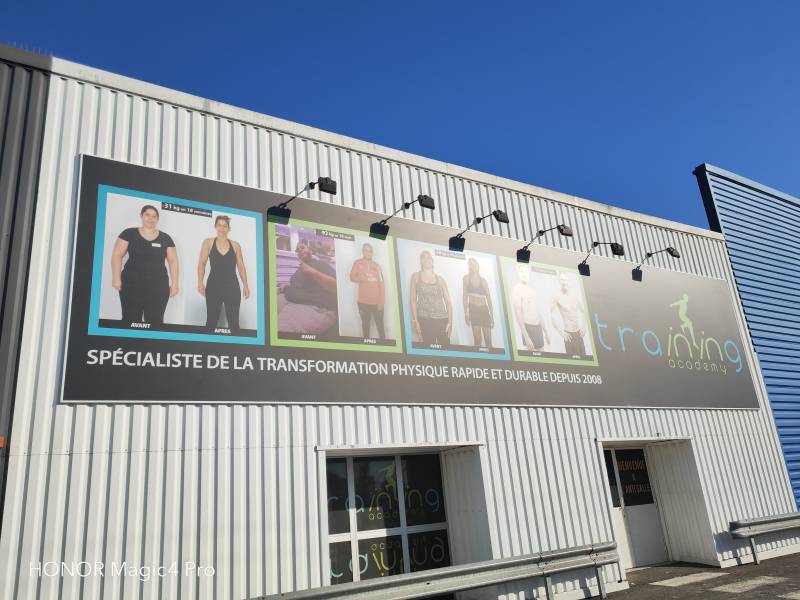 Votre magasin ou local commercial à Lyon a-t-il besoin d'une enseigne publicitaire ?