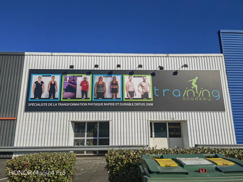 Enseigne academy Bordeaux